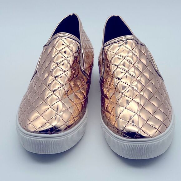 Rose Gold Slip On Sneakers Size 39 Brand Unknown Excellent Condition - Picture 1 of 9